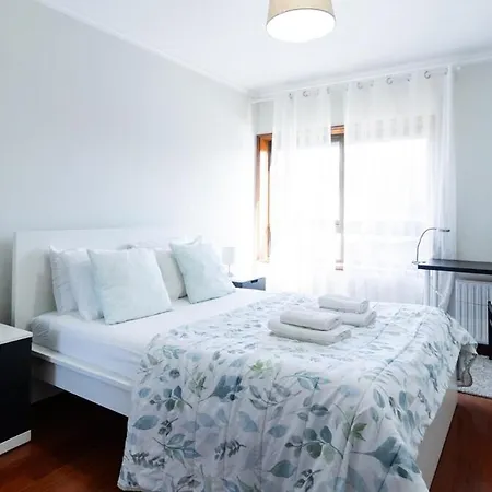 Fantastic Soeiro Mendes By Unique Hosts
